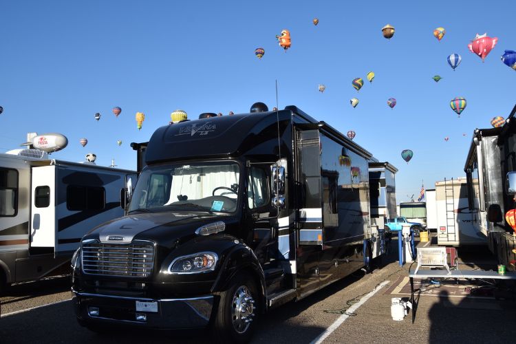 Renegade RV Valencia