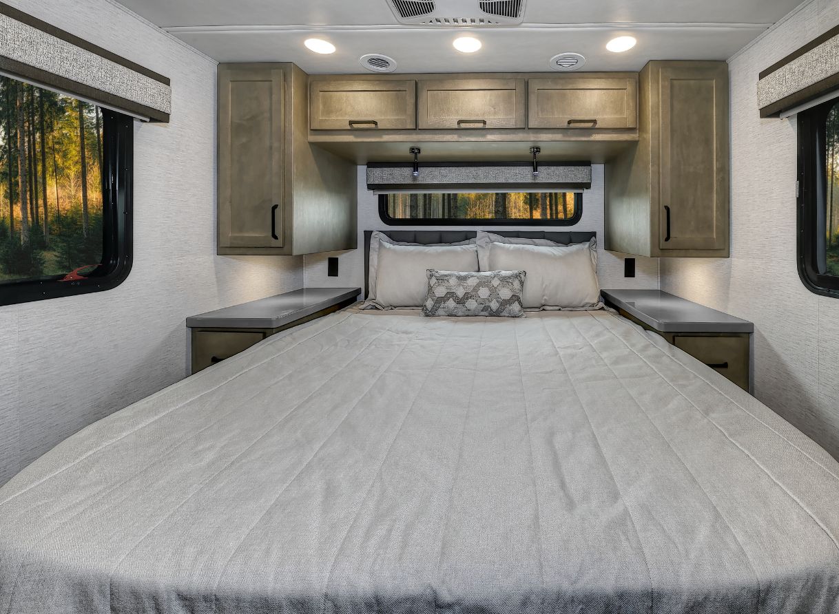 Renegade RV 2026 Veracruz Bedroom